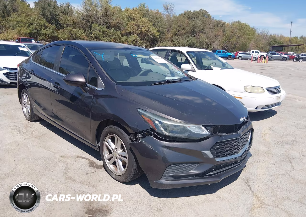 2017 Chevrolet Cruze Lt Auto – zdjęcie 1 z 16