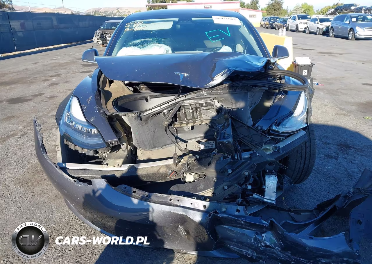 2018 Tesla Model 3 Long Range-Performance VIN:5YJ3E1EB7JF068815 - 6