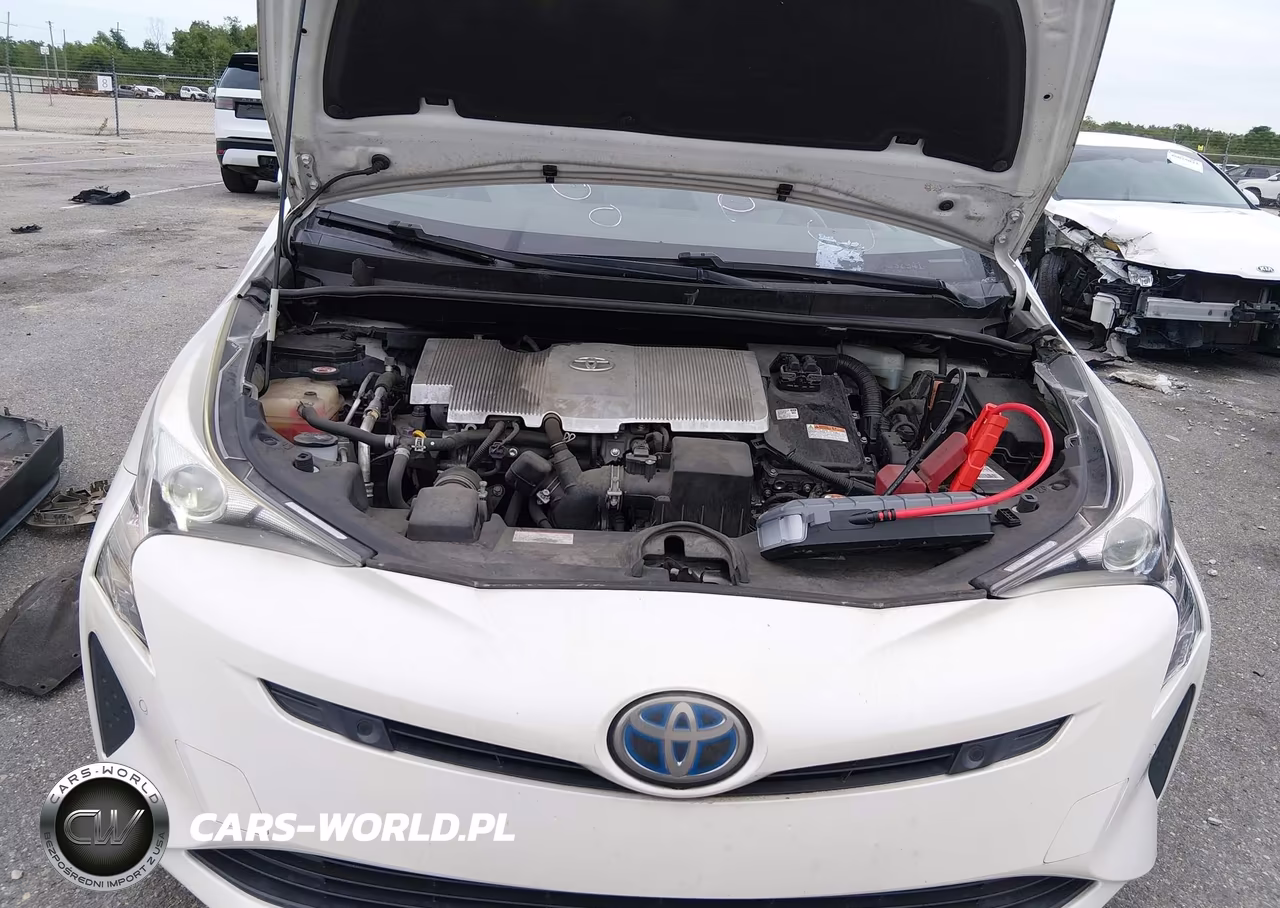 2017 Toyota Prius Two VIN:JTDKBRFU4H3043641 - 10