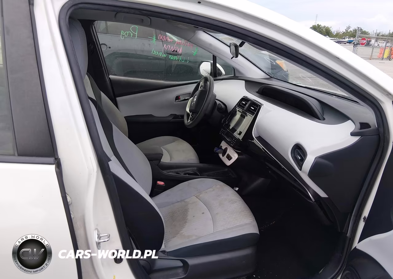2017 Toyota Prius Two VIN:JTDKBRFU4H3043641 - 5