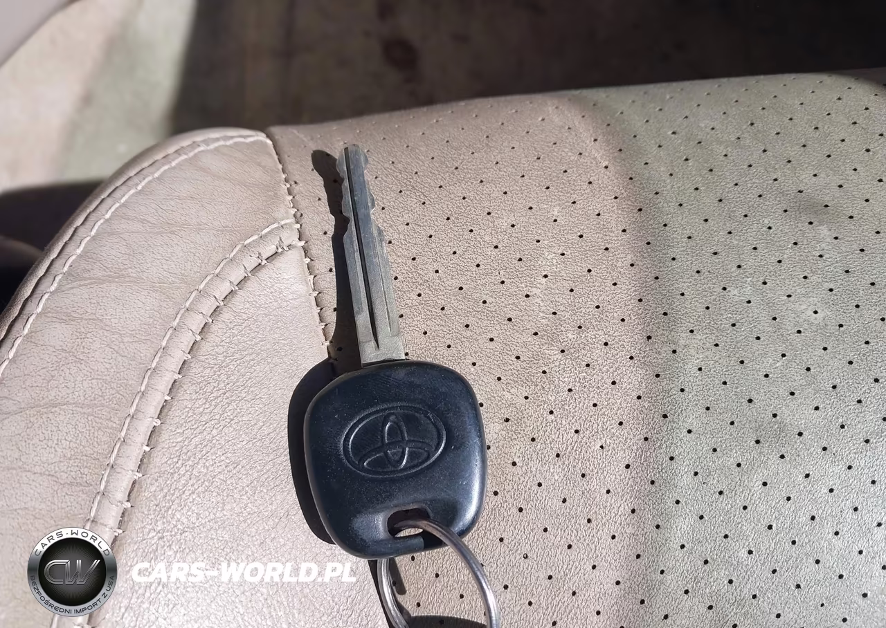 2001 Toyota Highlander V6 VIN:JTEHF21A810010504 - 11