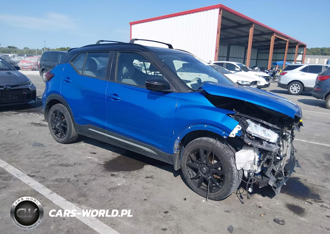 2023 Nissan Kicks Sr Xtronic Cvt