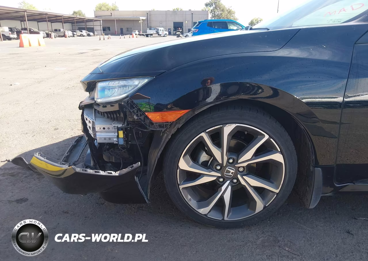 2020 Honda Civic Touring VIN:19XFC1F9XLE208797 - 6