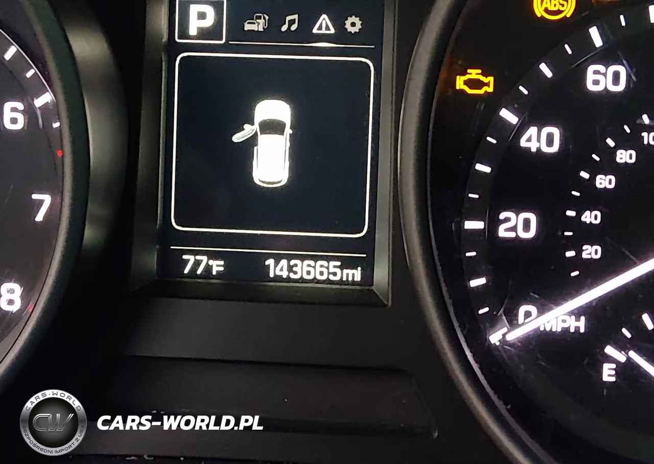 2017 Hyundai Santa Fe Sport 2.4L VIN:5NMZU3LBXHH025980 - 16