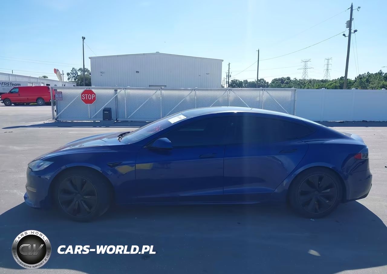 2021 Tesla Model S Long Range Dual Motor All-Wheel Drive VIN:5YJSA1E52MF428272 - 14