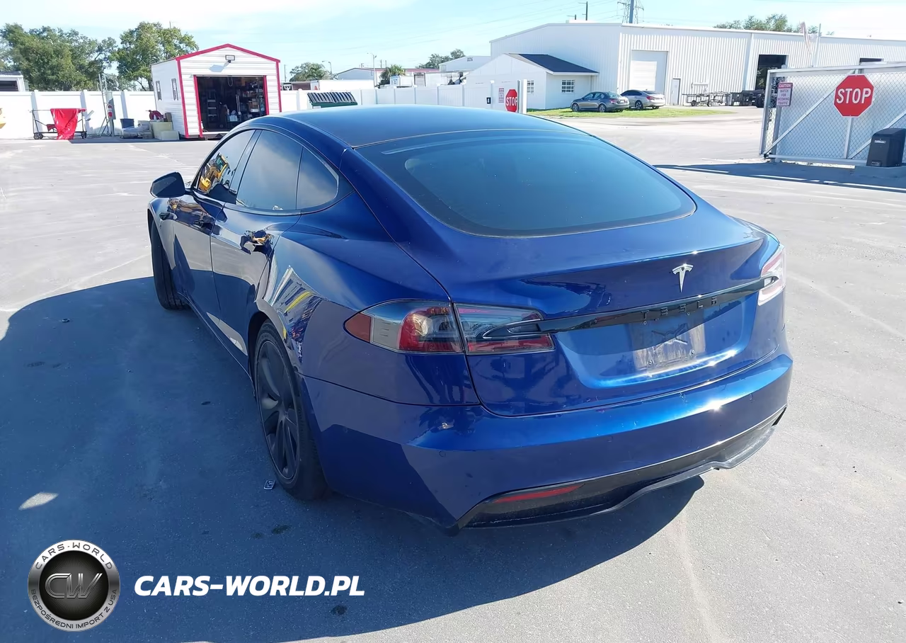 2021 Tesla Model S Long Range Dual Motor All-Wheel Drive VIN:5YJSA1E52MF428272 - 3