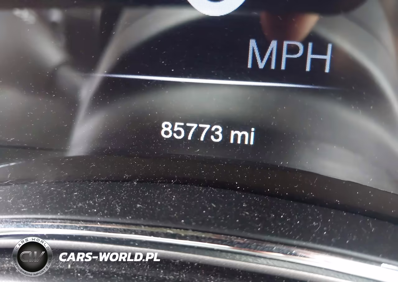 2019 Jeep Grand Cherokee Altitude 4X4 VIN:1C4RJFAG2KC775274 - 15