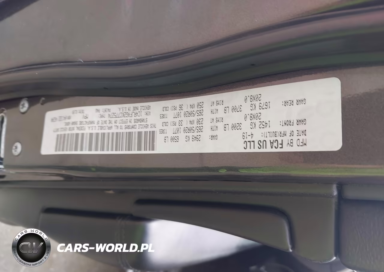 2019 Jeep Grand Cherokee Altitude 4X4 VIN:1C4RJFAG2KC775274 - 9
