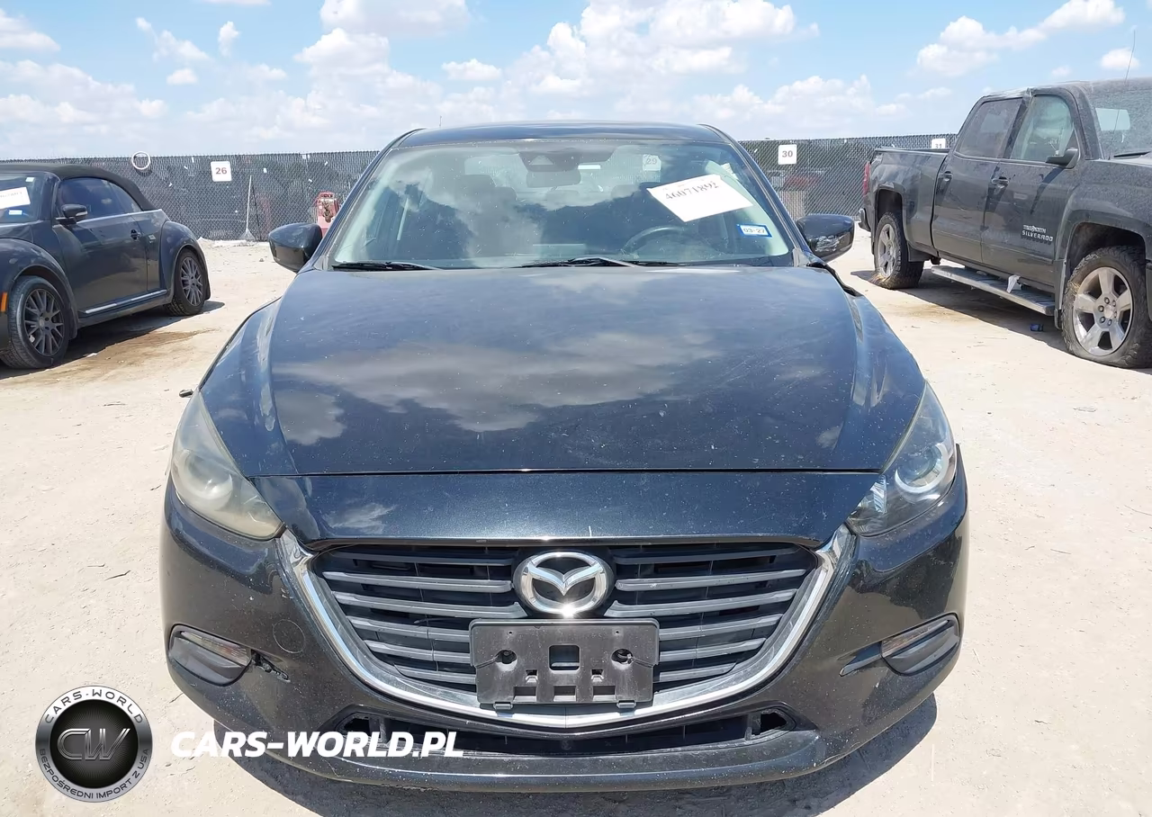 2018 Mazda Mazda3 Touring VIN:3MZBN1V39JM208232 - 11