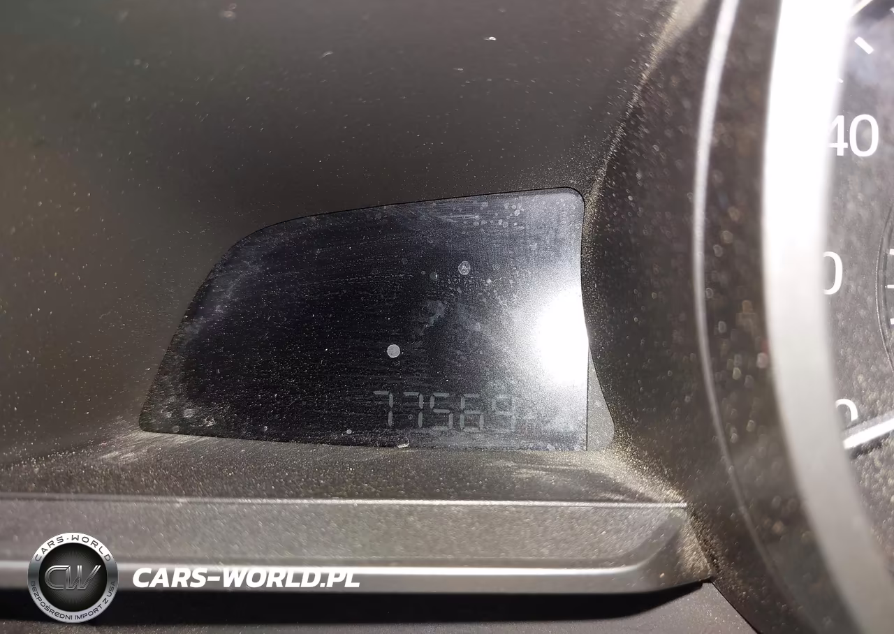 2018 Mazda Mazda3 Touring VIN:3MZBN1V39JM208232 - 14