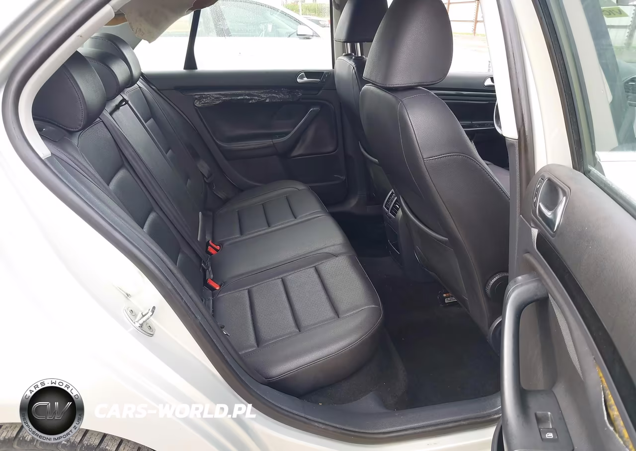 2010 Volkswagen Jetta Se VIN:3VWRX7AJ5AM047491 - 8