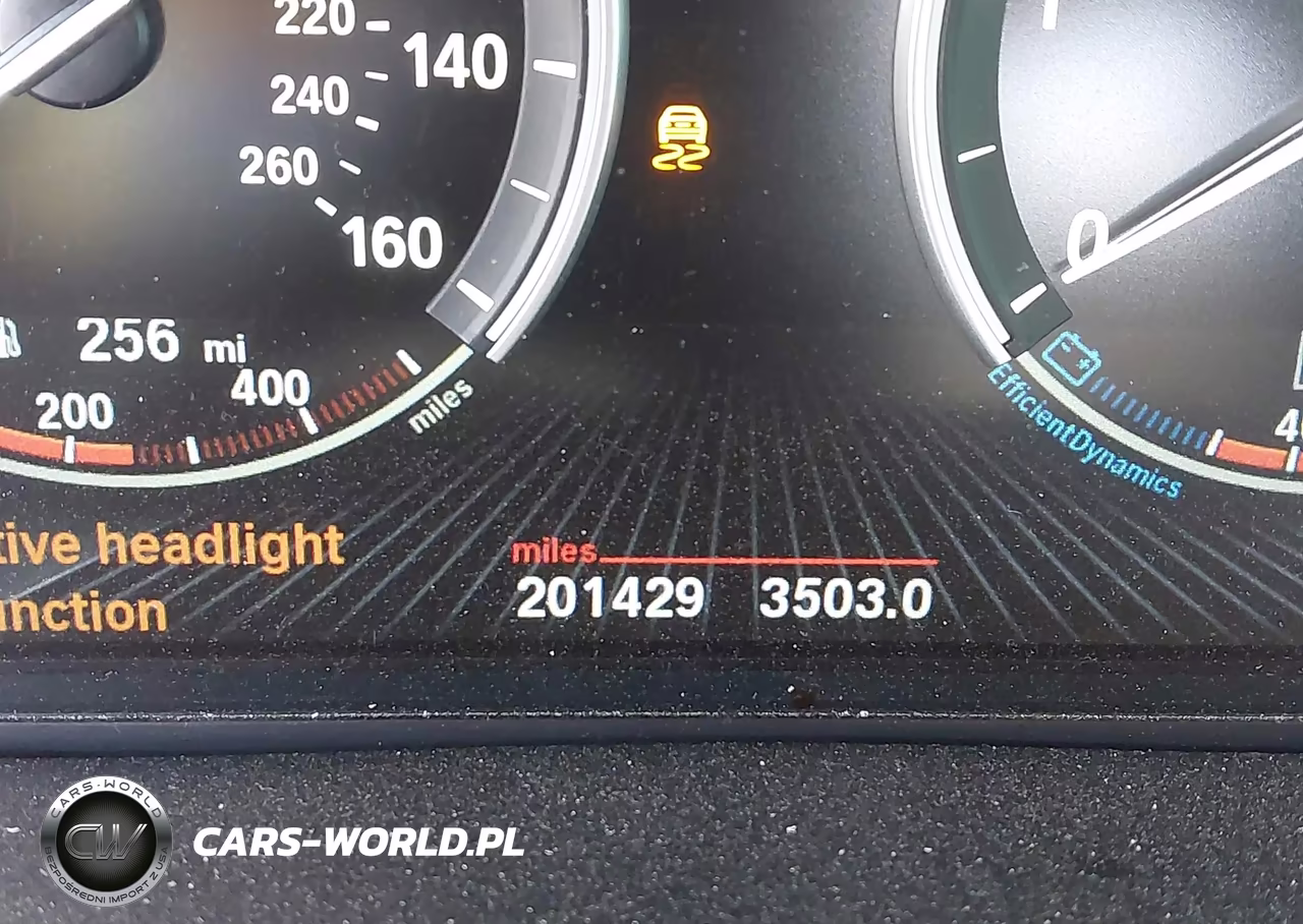 2015 BMW X5 xDrive35D VIN:5UXKS4C58F0N11013 - 15