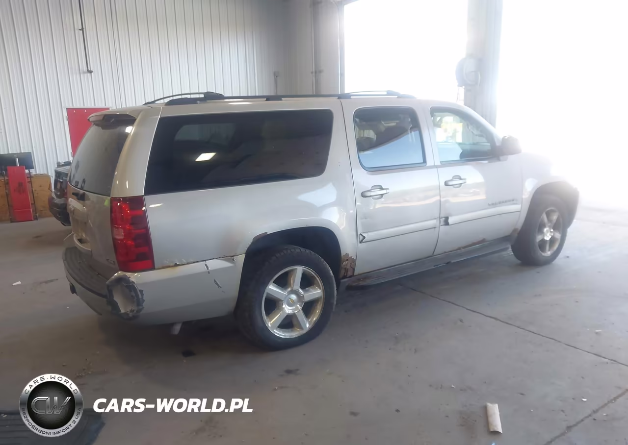 2008 Chevrolet Suburban 1500 Lt VIN:1GNFK163X8J238480 - 4