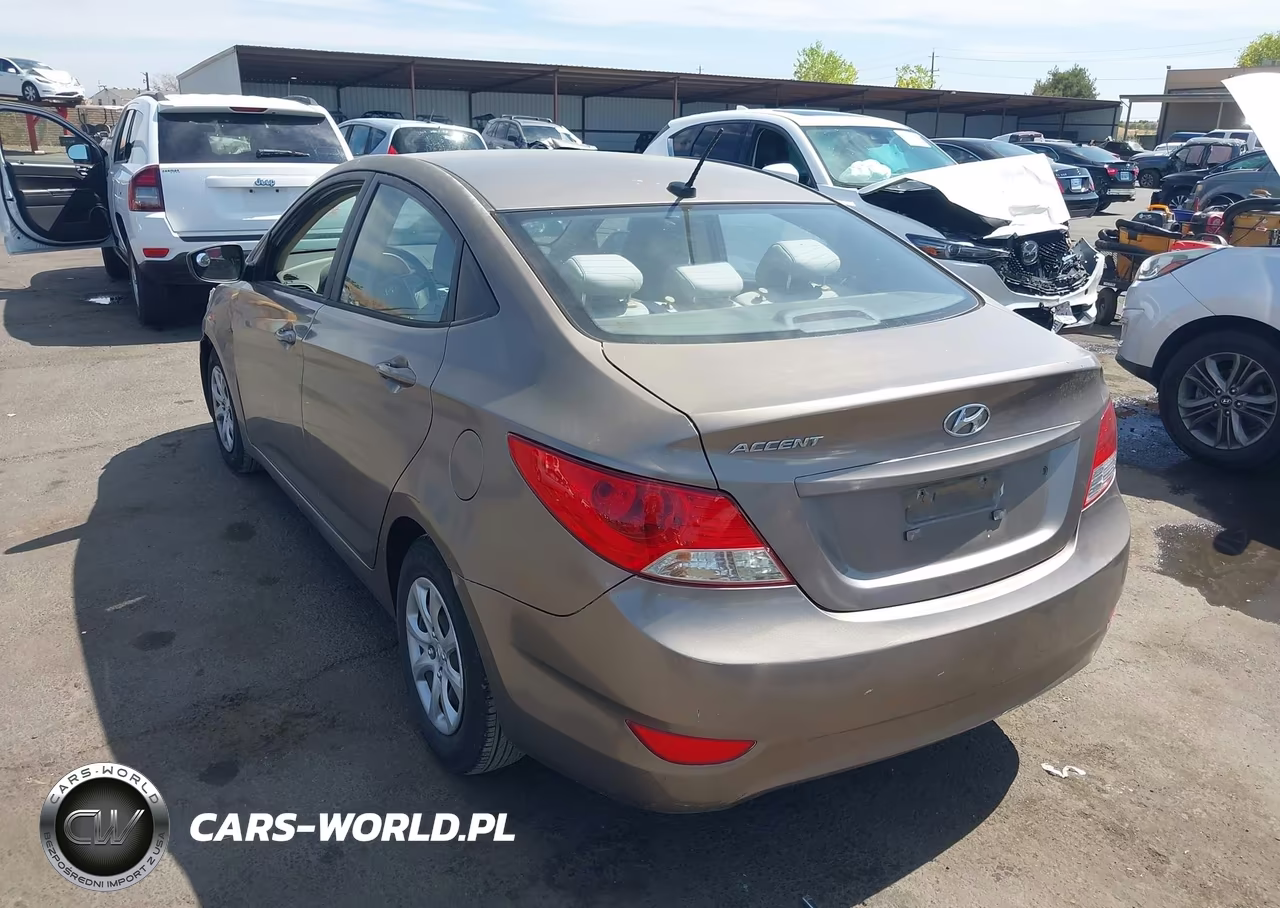 2013 Hyundai Accent Gls VIN:KMHCT4AE5DU440408 - 3