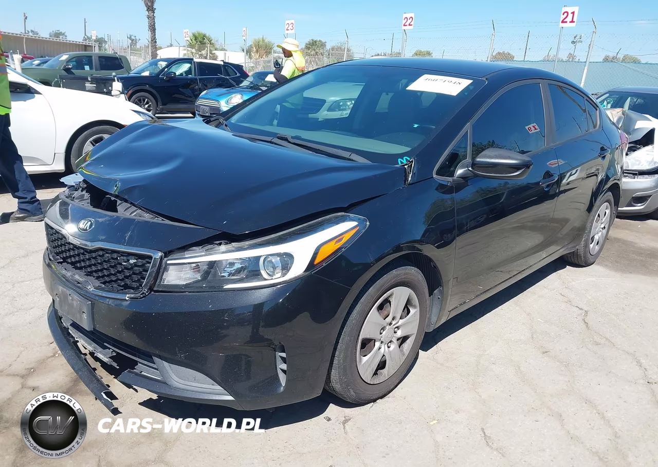2017 Kia Forte Lx VIN:3KPFL4A7XHE090152 - 2