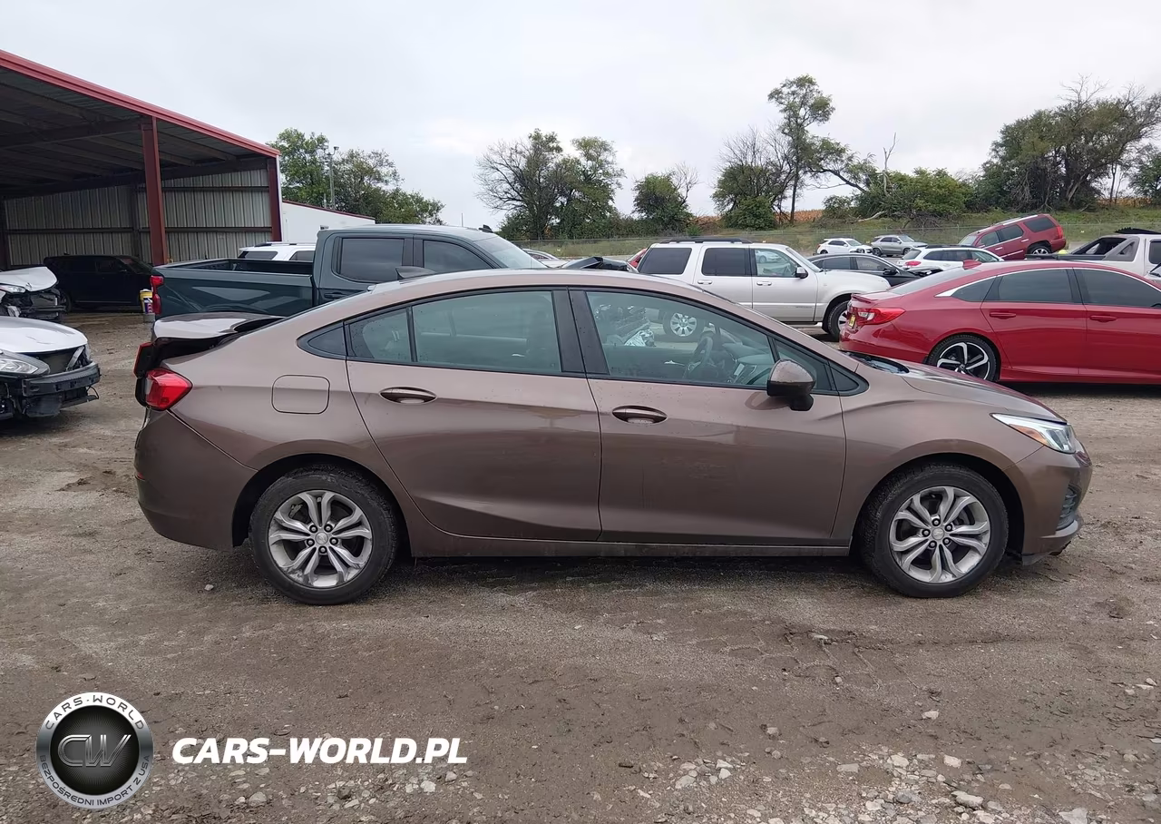 2019 Chevrolet Cruze Ls VIN:1G1BC5SM7K7125805 - 13