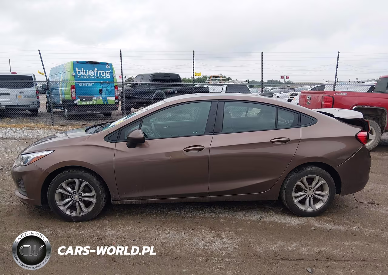 2019 Chevrolet Cruze Ls VIN:1G1BC5SM7K7125805 - 14