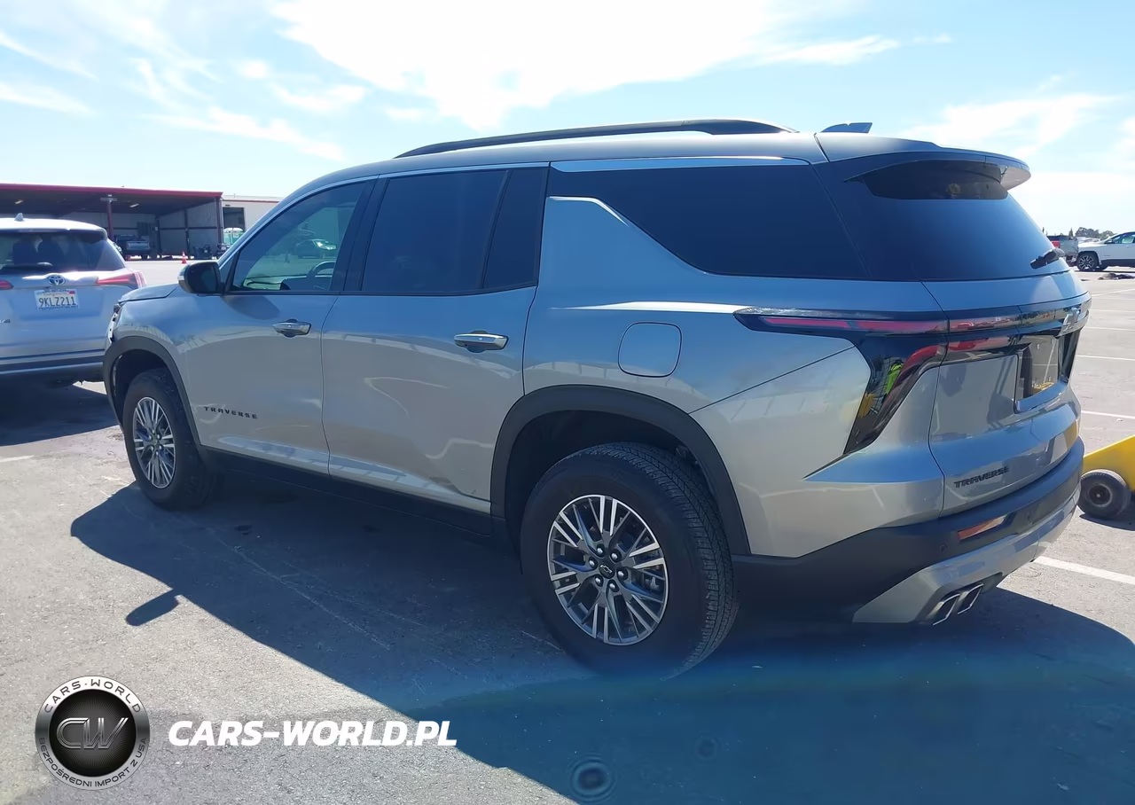 2025 Chevrolet Traverse Fwd Lt VIN:1GNERGRS4SJ217760 - 3