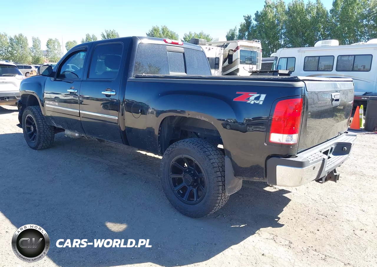 2011 GMC Sierra 2500Hd Denali VIN:1GT125C89BF201456 - 3