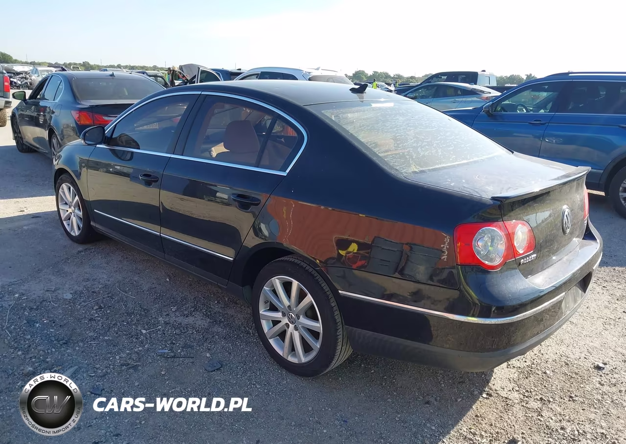 2010 Volkswagen Passat Komfort VIN:WVWJK7AN1AE139608 - 3