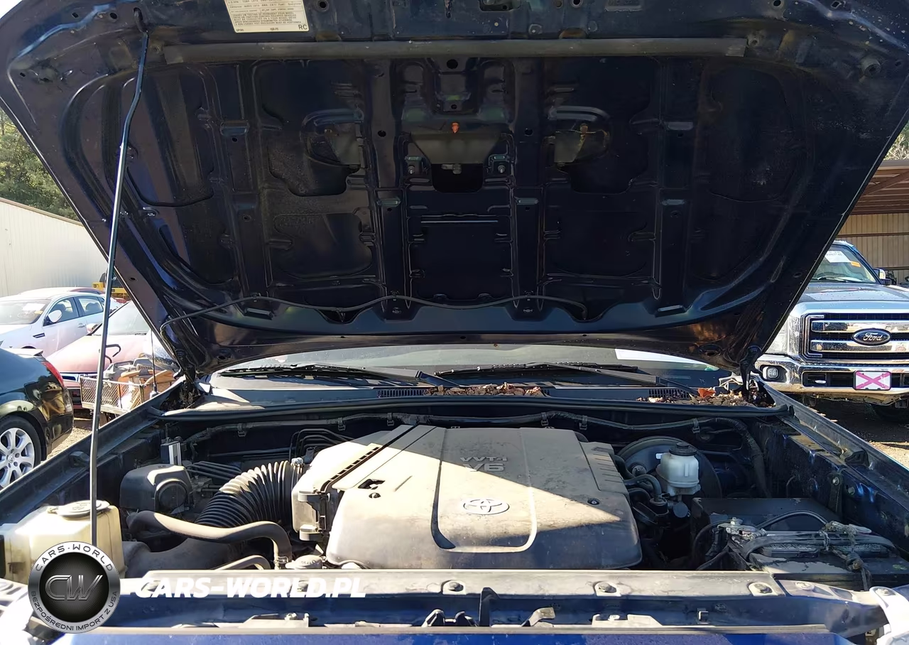 2014 Toyota Tacoma Base V6 VIN:3TMLU4EN5EM141616 - 10
