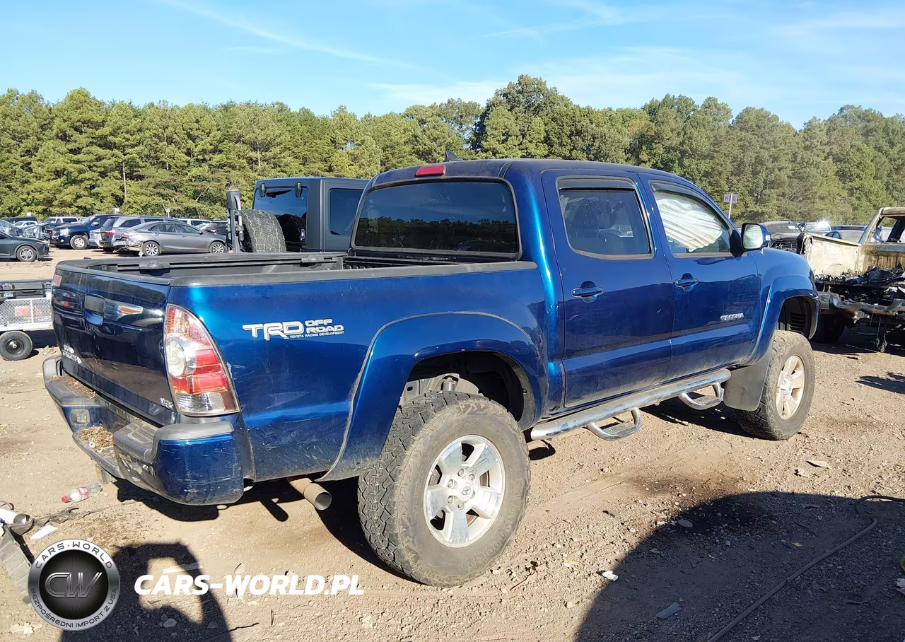 2014 Toyota Tacoma Base V6 VIN:3TMLU4EN5EM141616 - 4