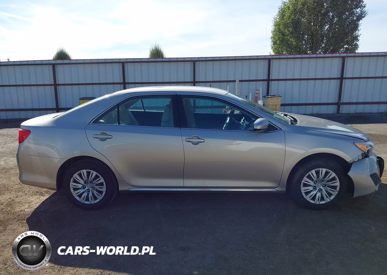 2013 Toyota Camry Le VIN:4T1BF1FK3DU642793 - 14