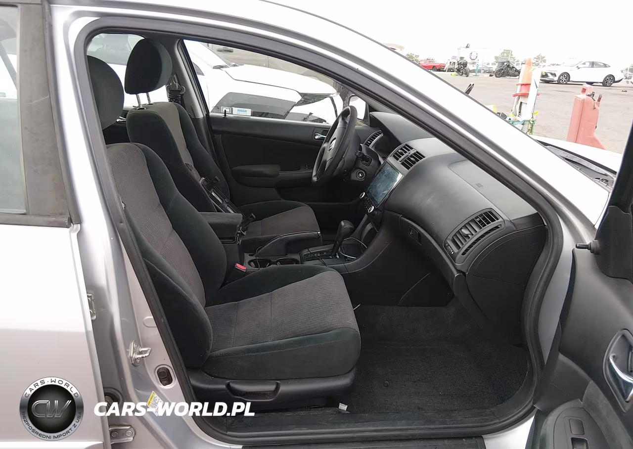 2005 Honda Accord 2.4 Dx VIN:1HGCM56115A169655 - 5