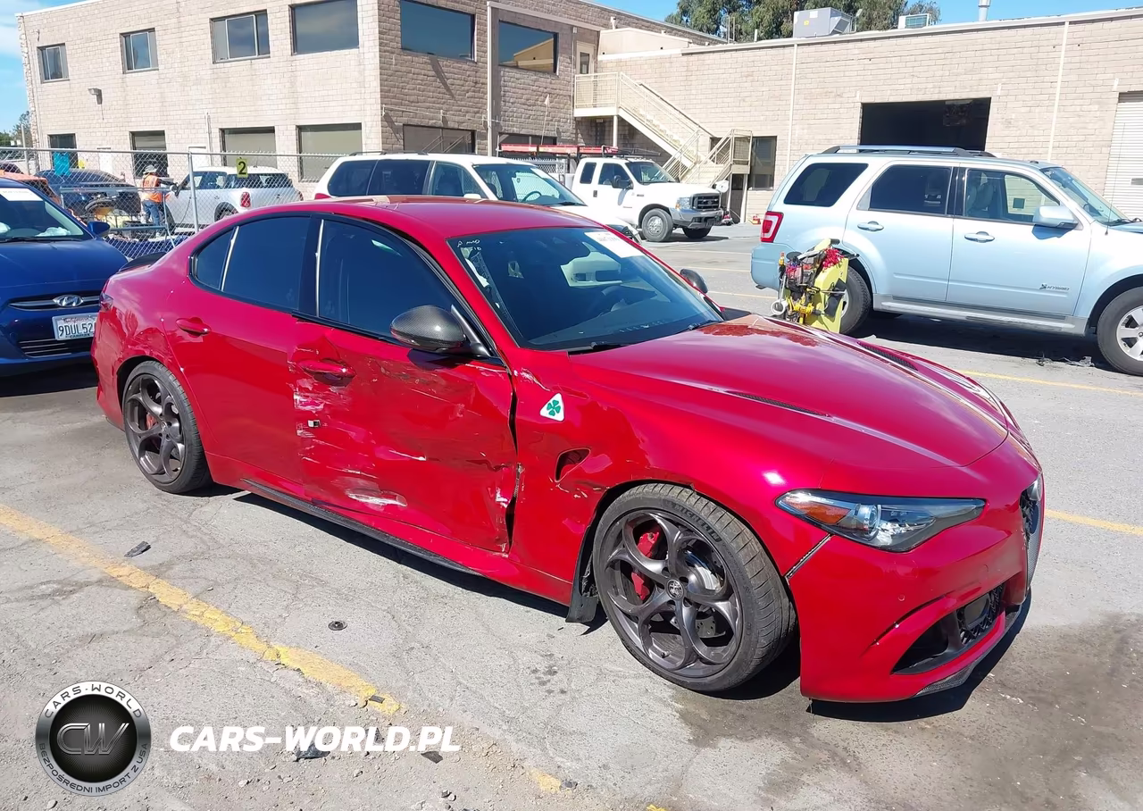 2019 Alfa Romeo Giulia Quadrifoglio Rwd
