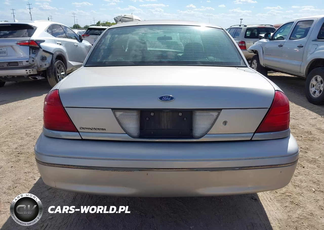 2004 Ford Crown Victoria Police VIN:2FAFP71W34X173476 - 16
