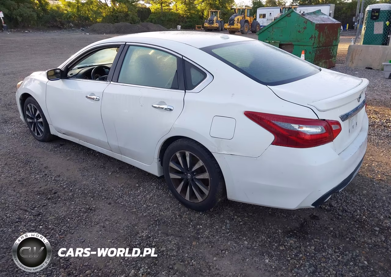 2018 Nissan Altima 2.5 Sv VIN:1N4AL3AP3JC175230 - 3