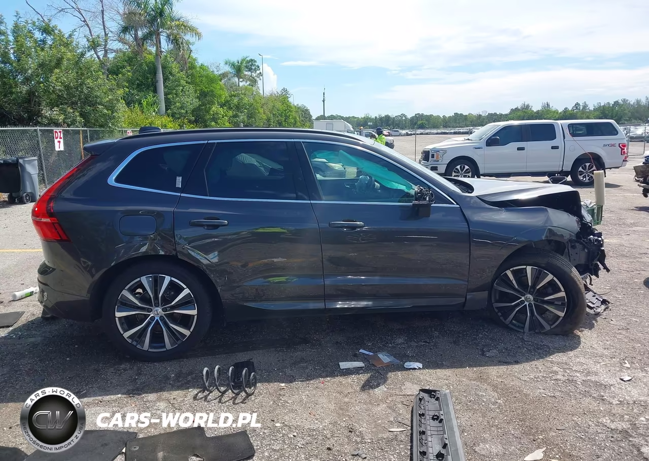 2022 Volvo Xc60 B5 Momentum VIN:YV4L12RK4N1920495 - 12