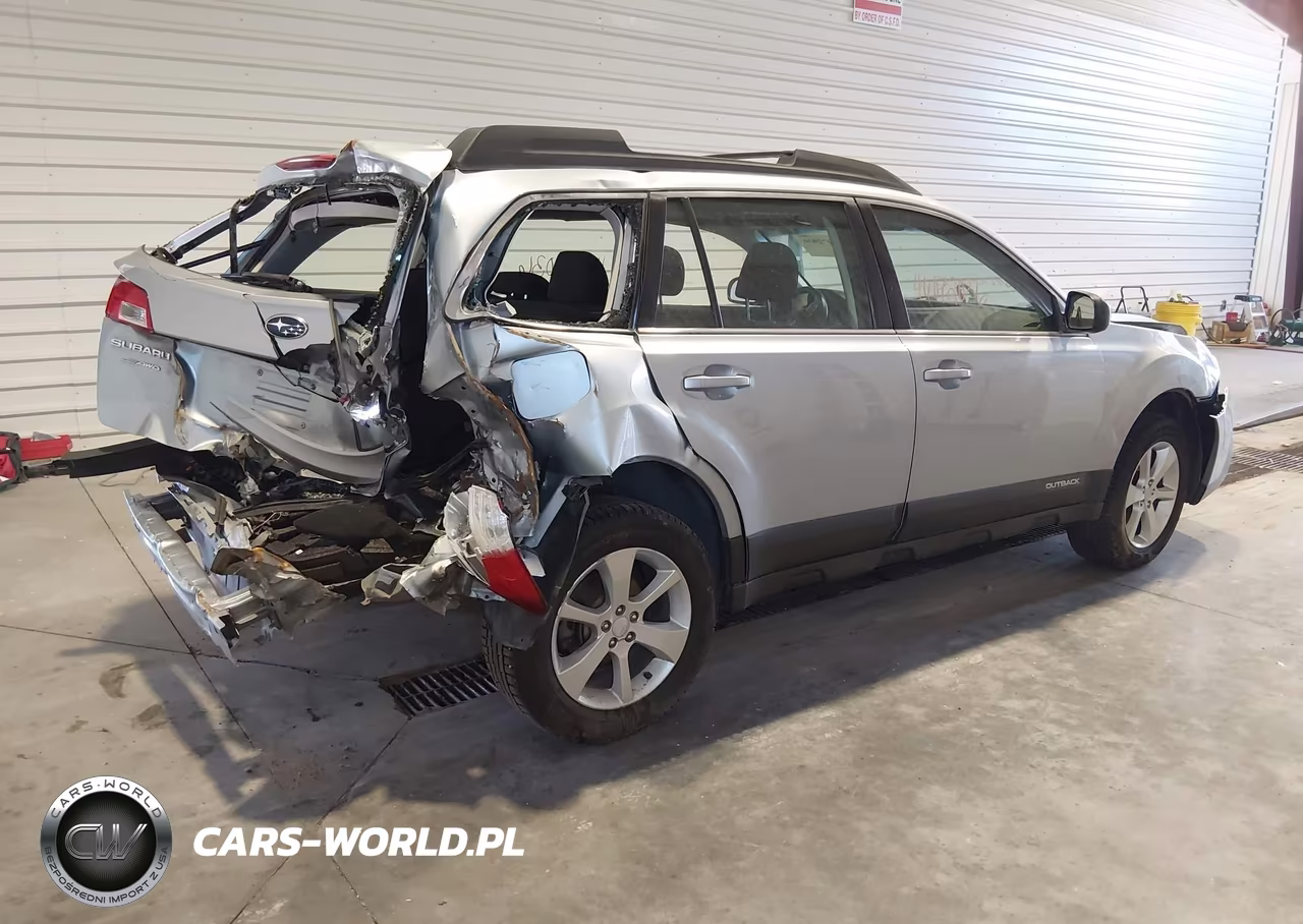 2014 Subaru Outback 2.5I VIN:4S4BRCAC3E3270298 - 4