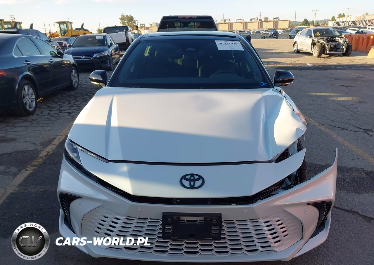 2025 Toyota Camry Xse VIN:4T1DBADK5SU032284 - 13