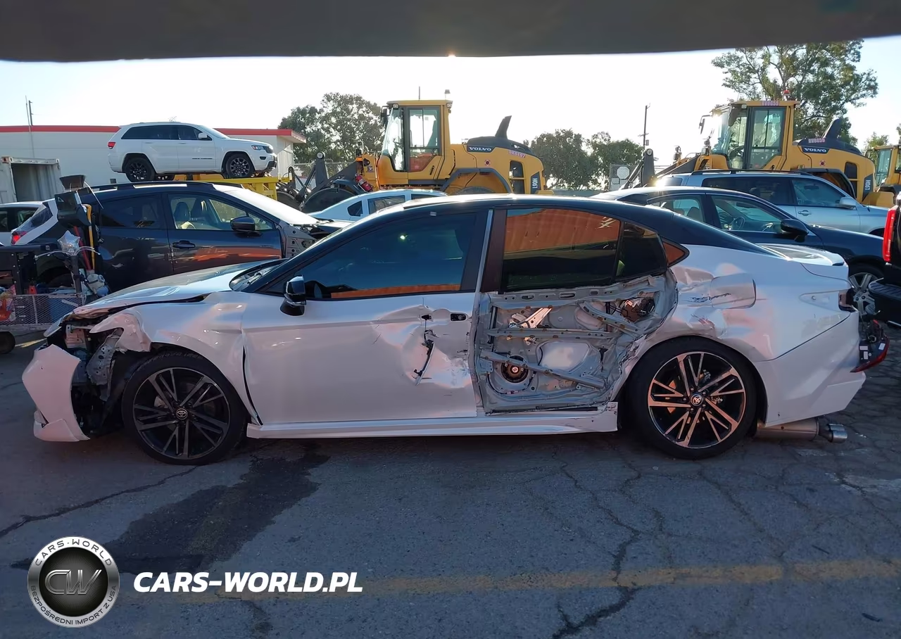 2025 Toyota Camry Xse VIN:4T1DBADK5SU032284 - 15