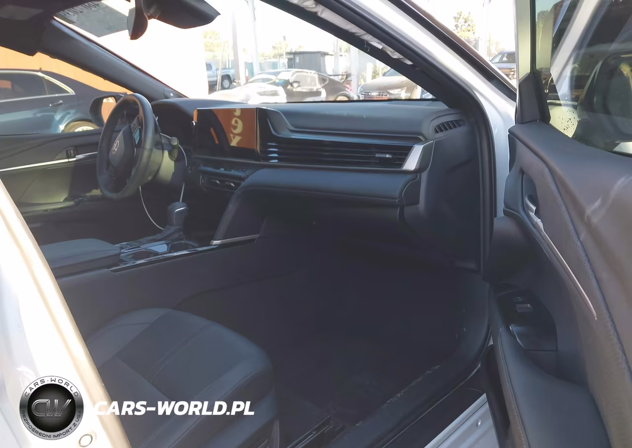 2025 Toyota Camry Xse VIN:4T1DBADK5SU032284 - 5
