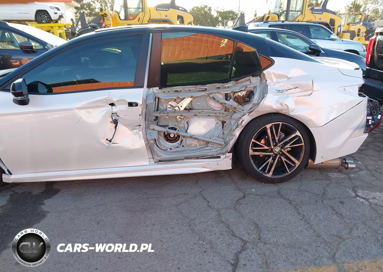 2025 Toyota Camry Xse VIN:4T1DBADK5SU032284 - 6