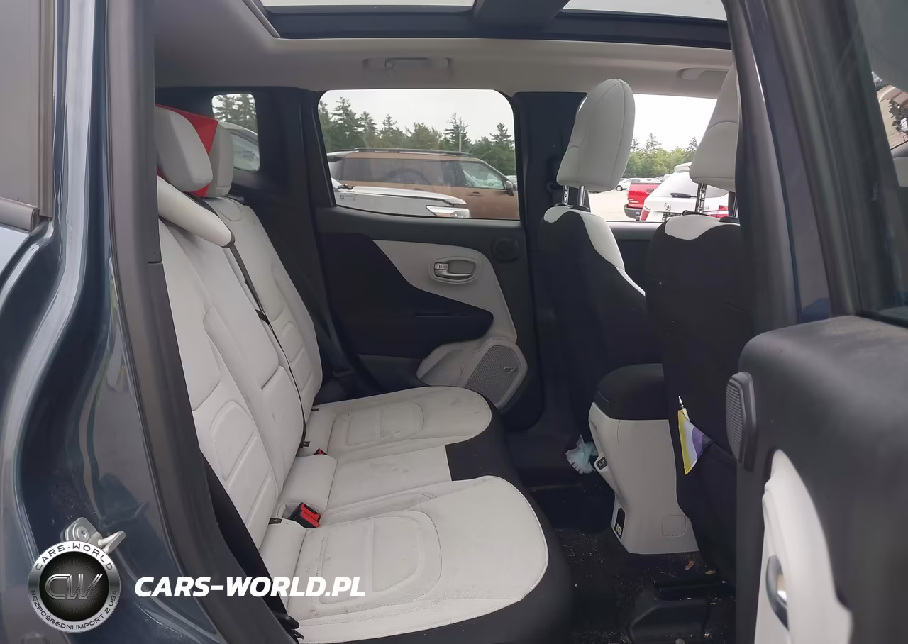 2021 Jeep Renegade Latitude 4X4 VIN:ZACNJDBB6MPM97948 - 8