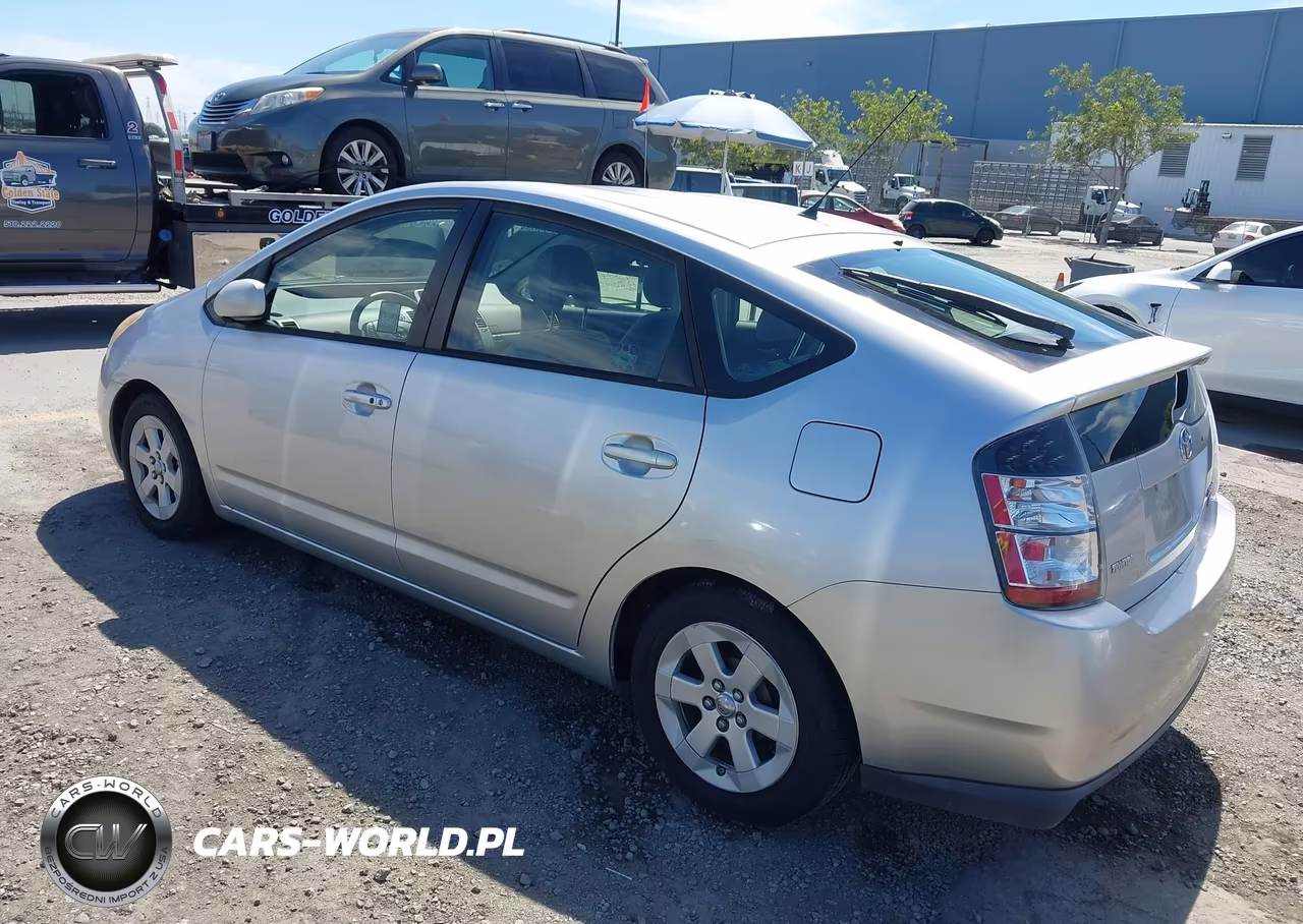 2005 Toyota Prius VIN:JTDKB20U457023412 - 3
