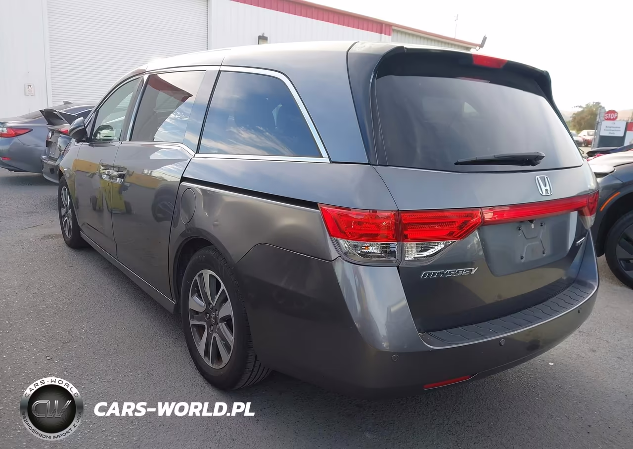 2014 Honda Odyssey Touring-Touring Elite VIN:5FNRL5H99EB117681 - 3