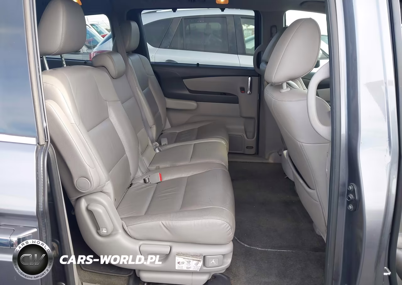 2014 Honda Odyssey Touring-Touring Elite VIN:5FNRL5H99EB117681 - 8