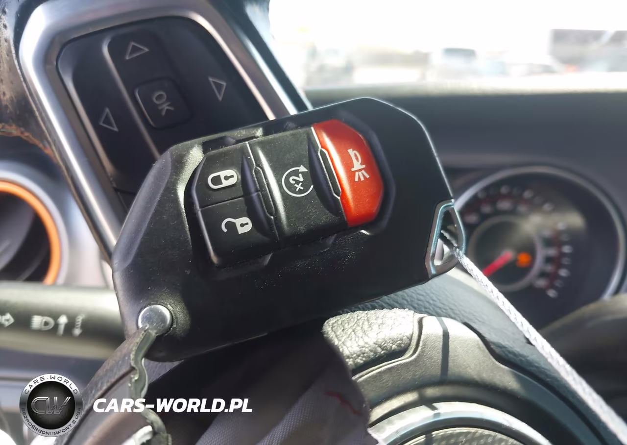 2020 Jeep Gladiator Mojave 4X4 VIN:1C6JJTEG3LL204147 - 11
