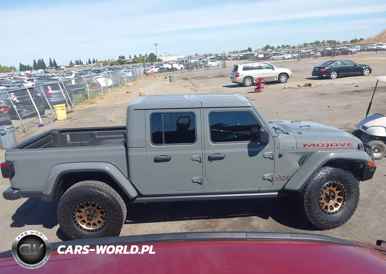 2020 Jeep Gladiator Mojave 4X4 VIN:1C6JJTEG3LL204147 - 14