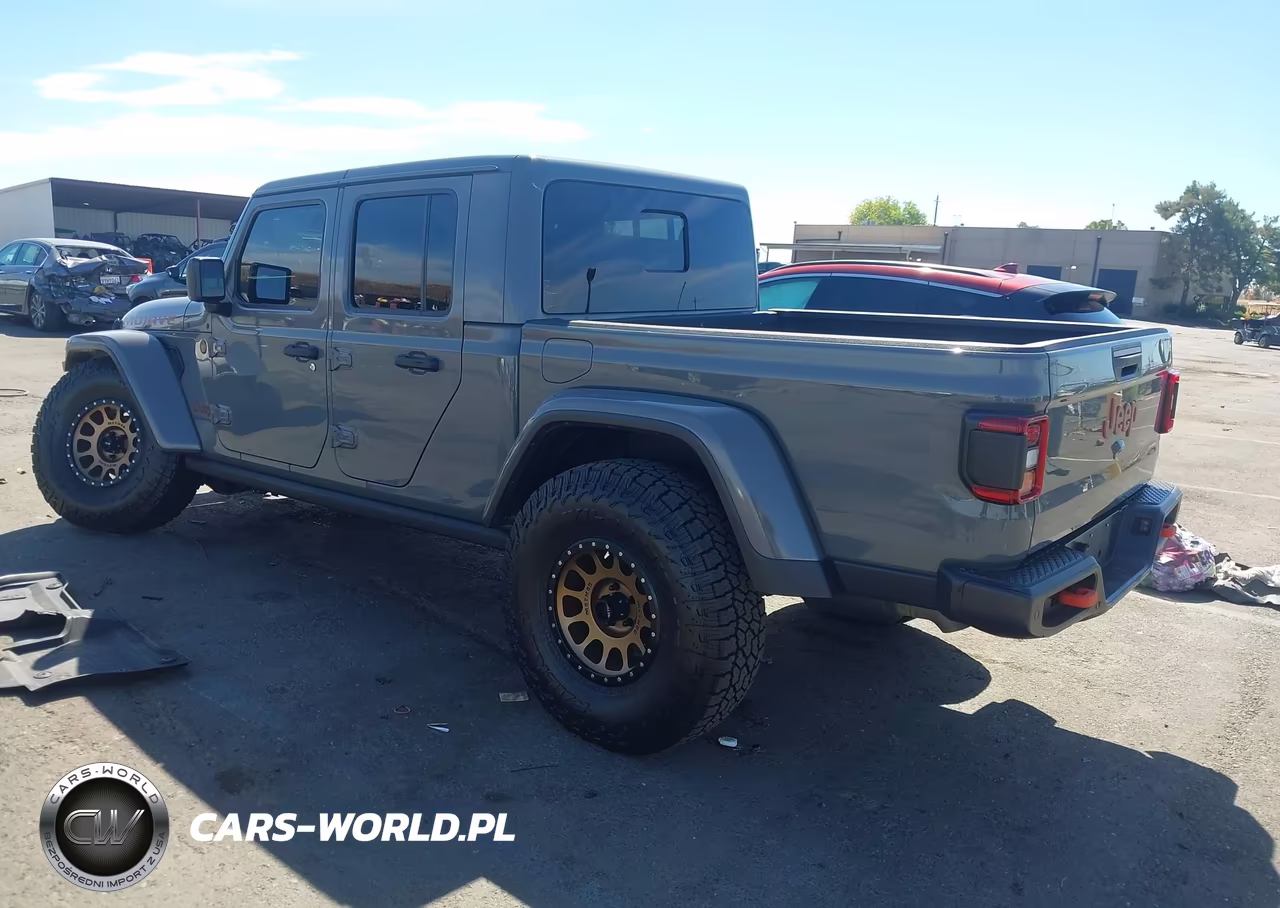 2020 Jeep Gladiator Mojave 4X4 VIN:1C6JJTEG3LL204147 - 3