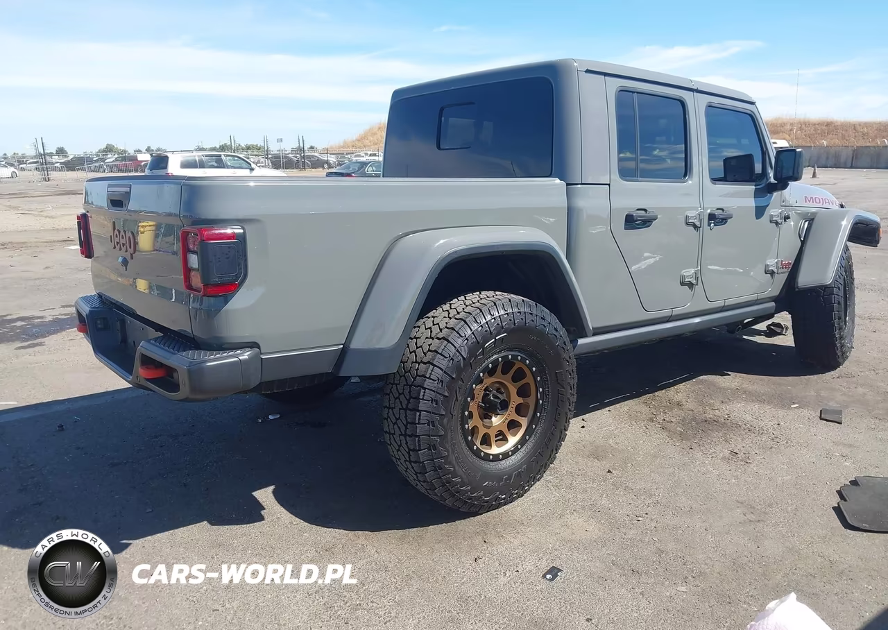 2020 Jeep Gladiator Mojave 4X4 VIN:1C6JJTEG3LL204147 - 4