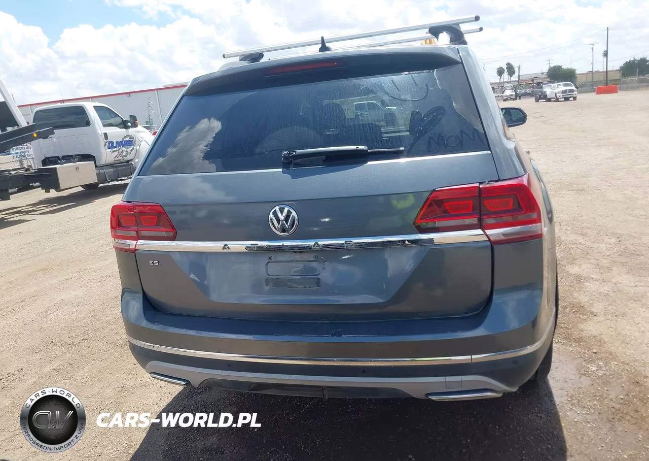 2018 Volkswagen Atlas 3.6L V6 Se W-Technology VIN:1V2FR2CA9JC559576 - 15