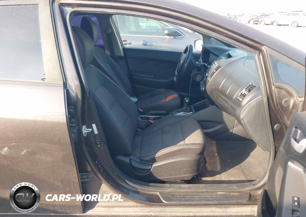 2017 Kia Forte Lx VIN:3KPFL4A72HE047599 - 5