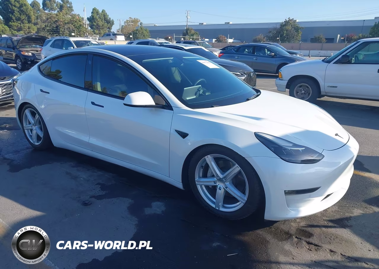2022 Tesla Model 3 Long Range Dual Motor All-Wheel Drive – zdjęcie 1 z 17