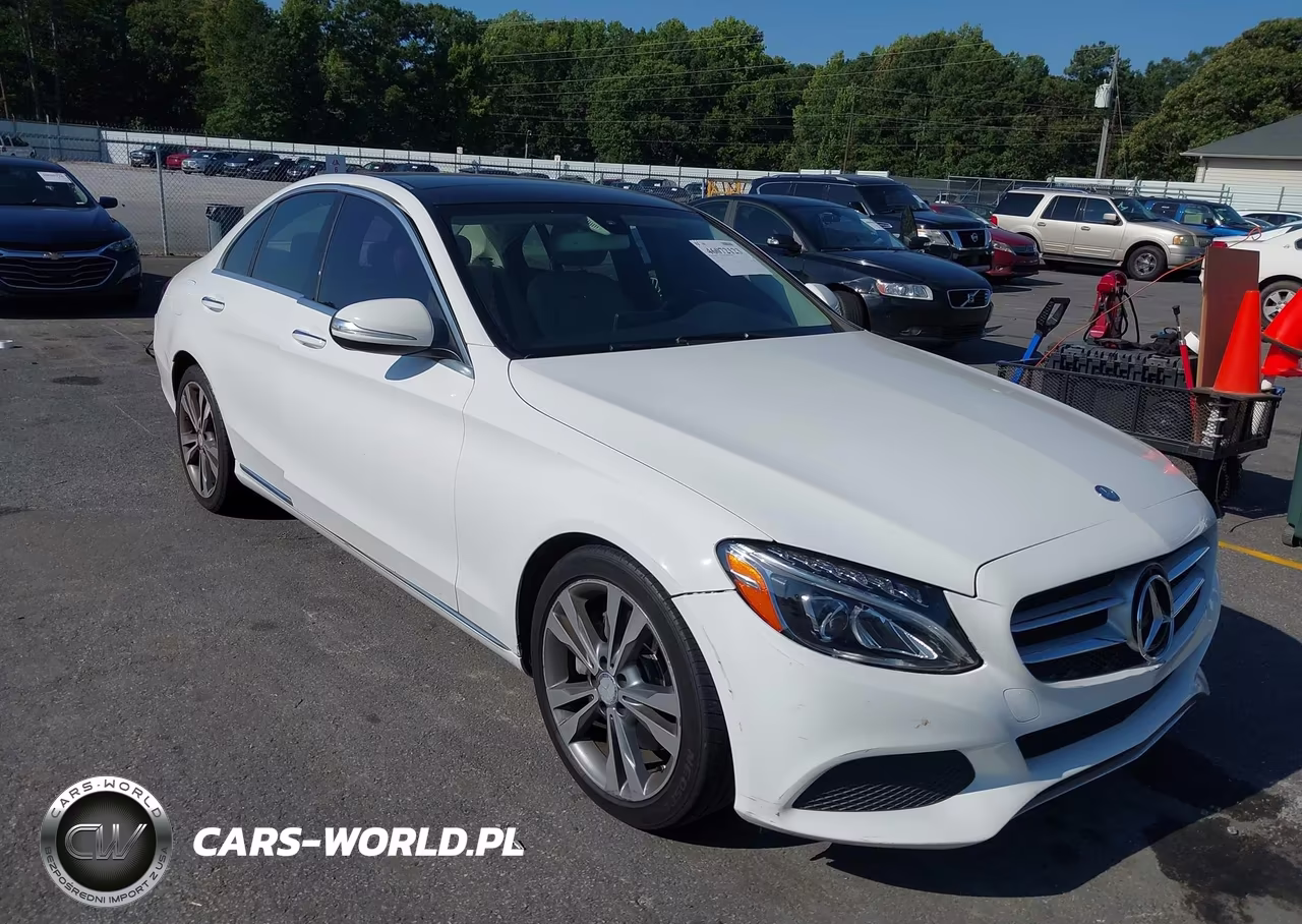 2015 Mercedes-Benz C 300 VIN:55SWF4JB4FU077897 - 1