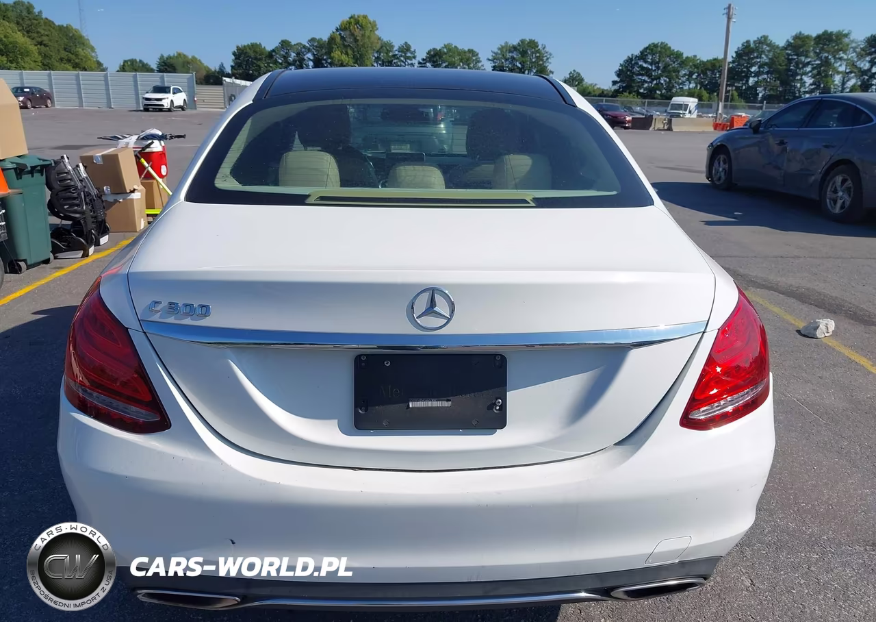 2015 Mercedes-Benz C 300 VIN:55SWF4JB4FU077897 - 16